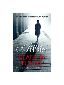 Death in Focus (Elena Standish Book 1) - 9781472257277