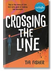 Crossing the Line - Tia Fisher - Bonnier Books - 5655 - 9781471413049