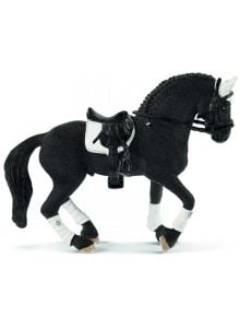 Фигурка Schleich: Фризийски жребец, турнирен - 1123151 - 106 - 1129388,1129390 - 4055744030048