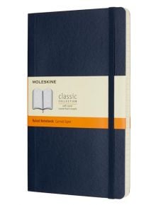 Класически тъмносин тефтер Moleskine Classic Sapphire Blue с меки корици и линирани страници - Moleskine - Moleskine - Moleskine - Classic - 8055002854740