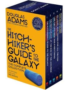 The Complete Hitchhiker’s Guide to the Galaxy Boxset - Douglas Adams - Жена, Мъж - Pan Macmillan - 9781529044195